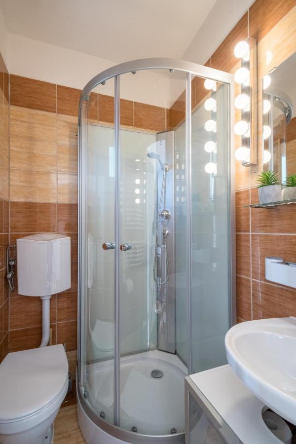 Lianne Apartman Miskolc Exterior photo